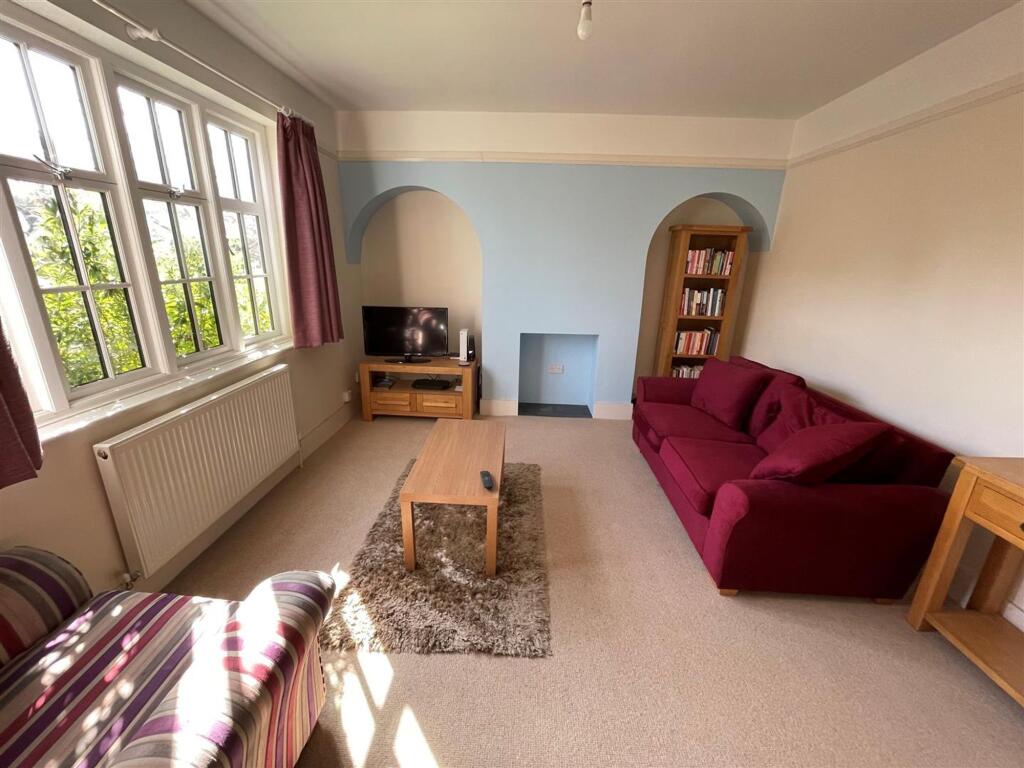 House in Birmingham, West Midlands - View 4