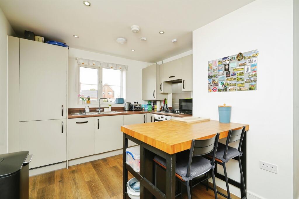 Apartment in Didcot, Great Western Park South - View 4