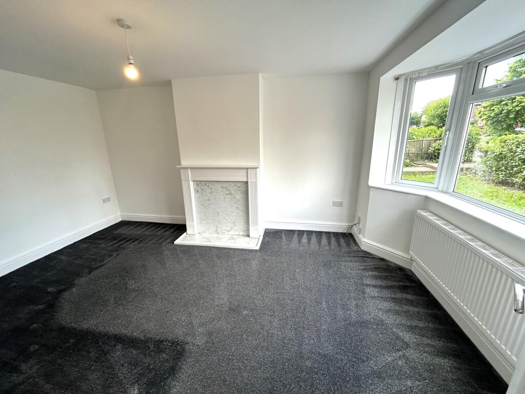 Burgate Close, Havant, PO9 photo 3