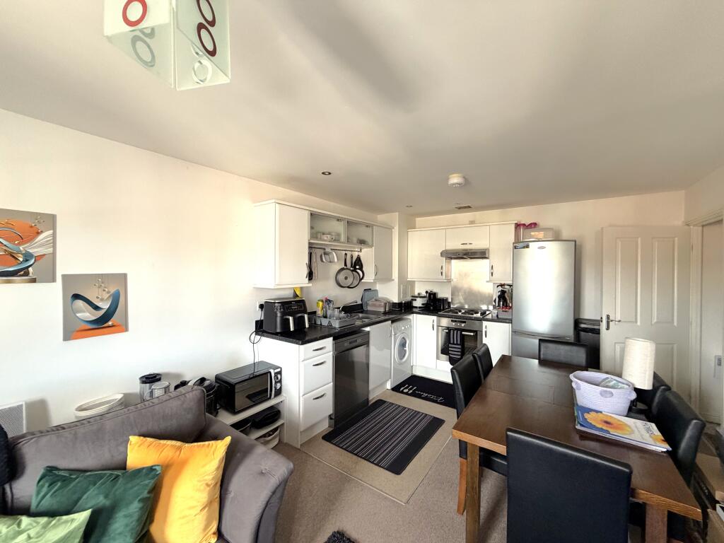 Apartment in Plymouth - View 2