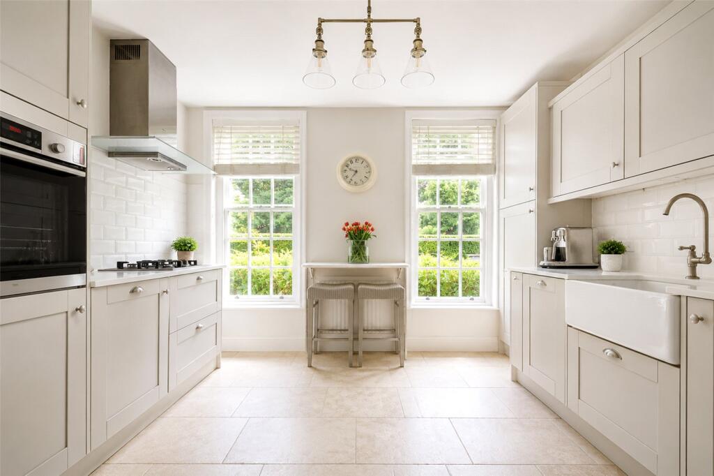 Apartment in Waverley, Haslemere - View 3