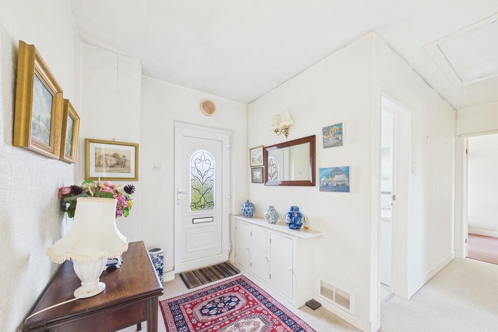 15 Pinewood Avenue, Bolton Le Sands, LA5 8AS photo 2