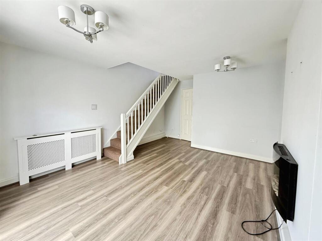 Bushnell Close, Broughton Astley. photo 4
