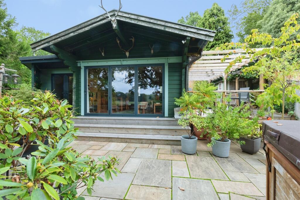 House in New Forest, Hyde - View 3