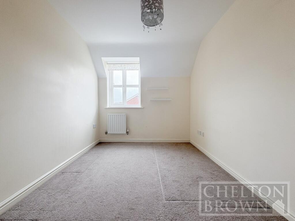 Apartment in Northampton - More