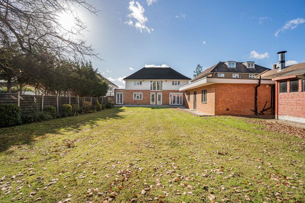 Additional image 33 of Mymms Drive, Brookmans Park, AL9