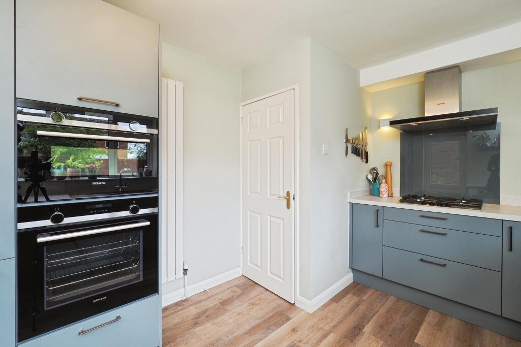 House in Rushcliffe, Radcliffe-on-Trent - View 3