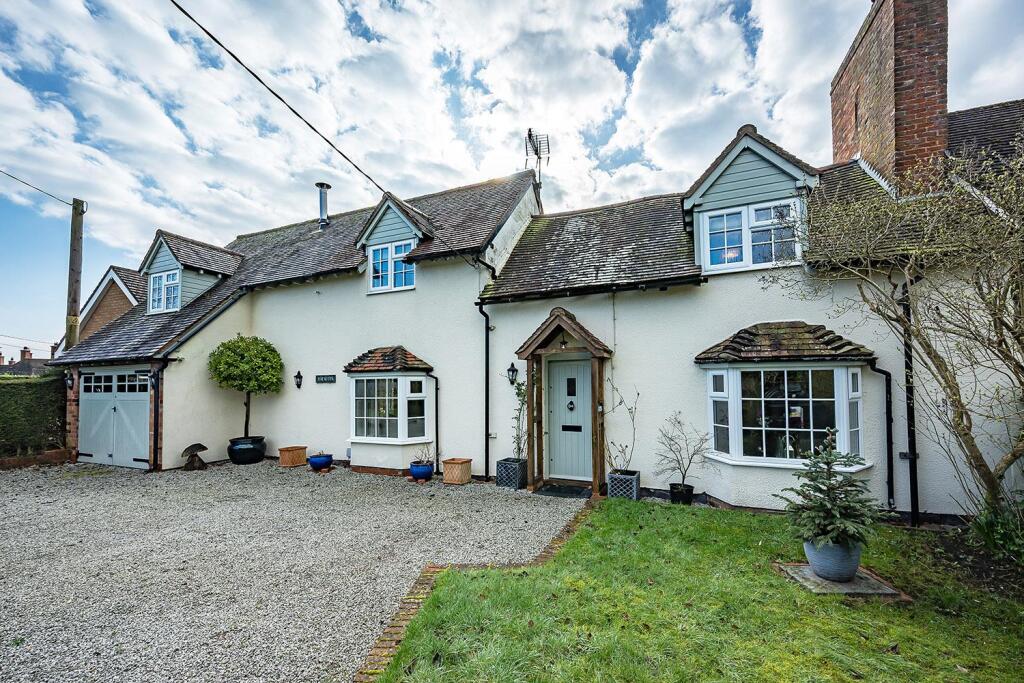 Main image of property: The Avenue, Rowington, Warwick