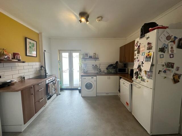 Apartment in Bournemouth - View 2
