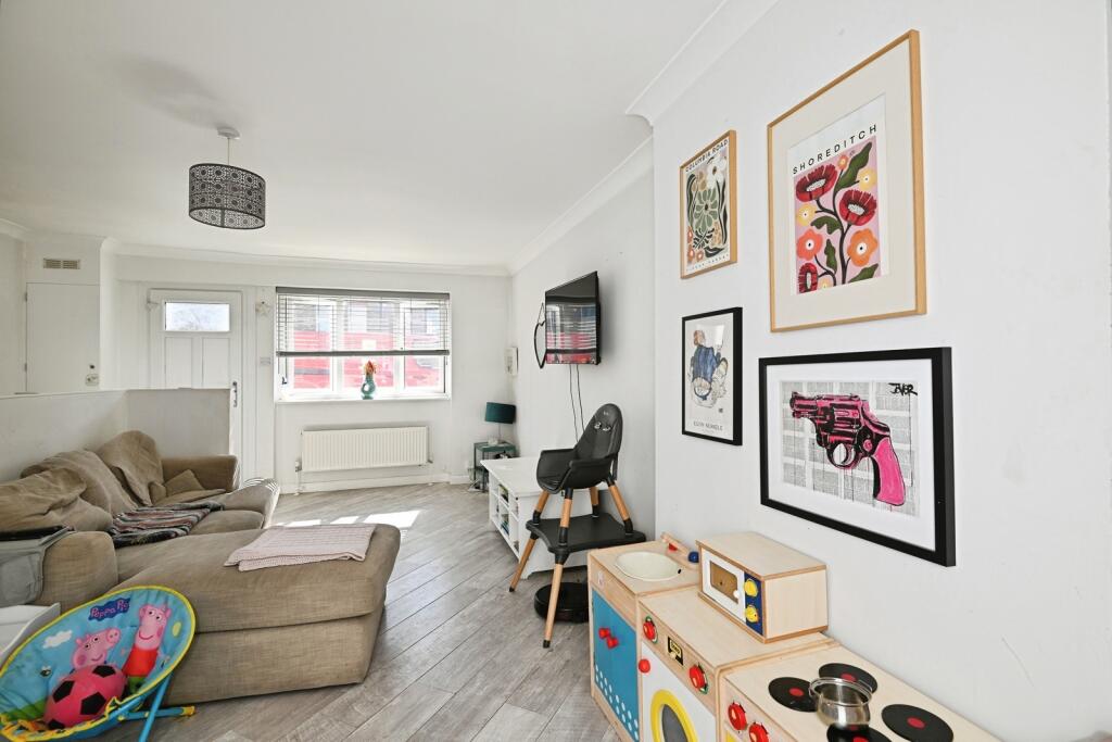 Apartment in Maidstone, Kent - View 3