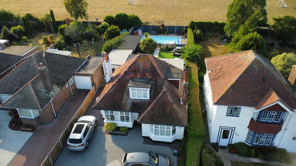 Main image of property: Walton Road, Frinton-on-Sea, CO13