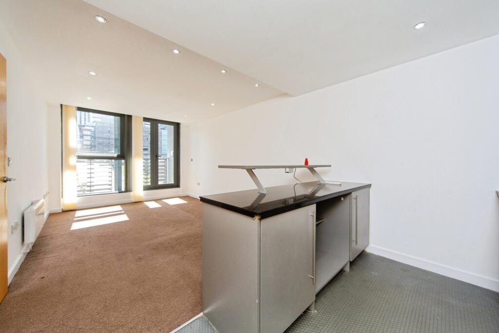Apartment in Liverpool - View 5