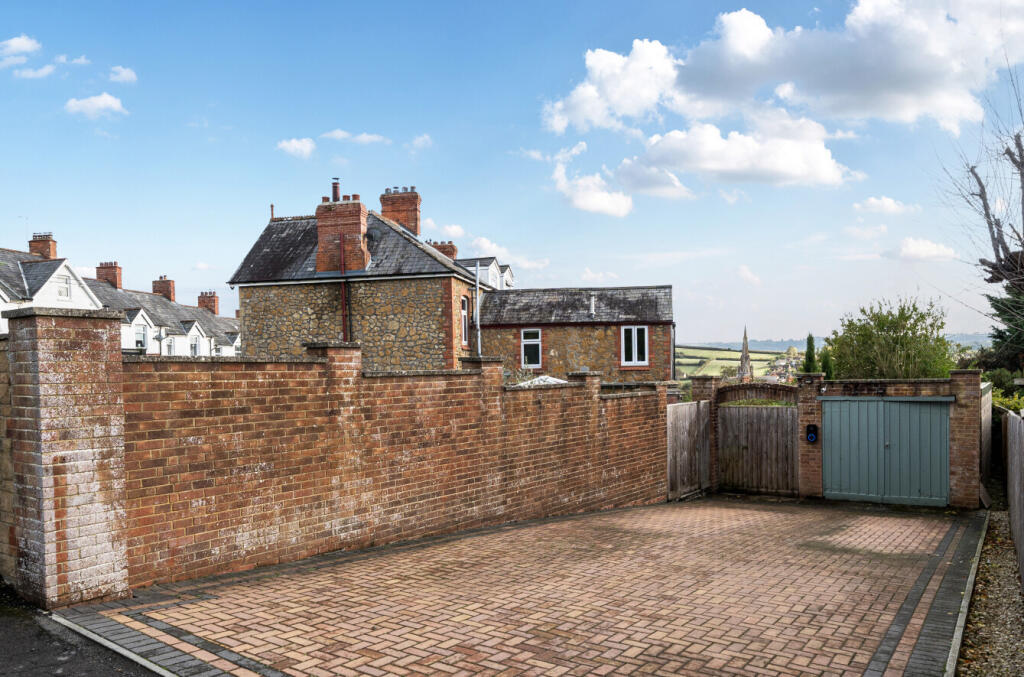 New Road, Ilminster, Somerset, TA19 photo 4
