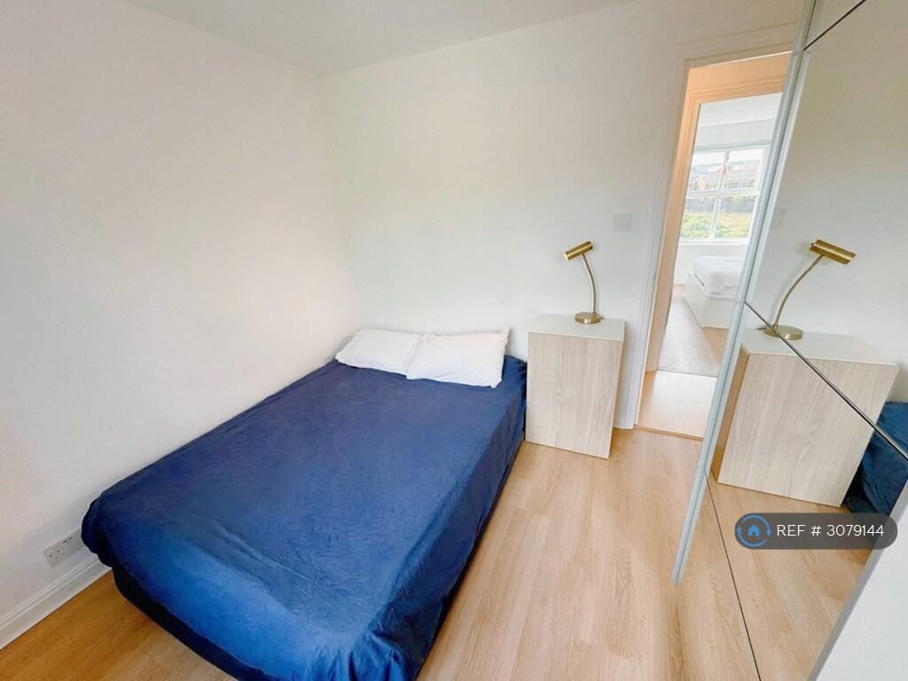 Apartment in Manchester - View 4