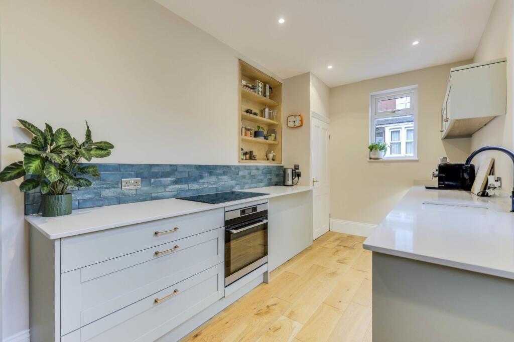 House in Leeds, West Yorkshire - More