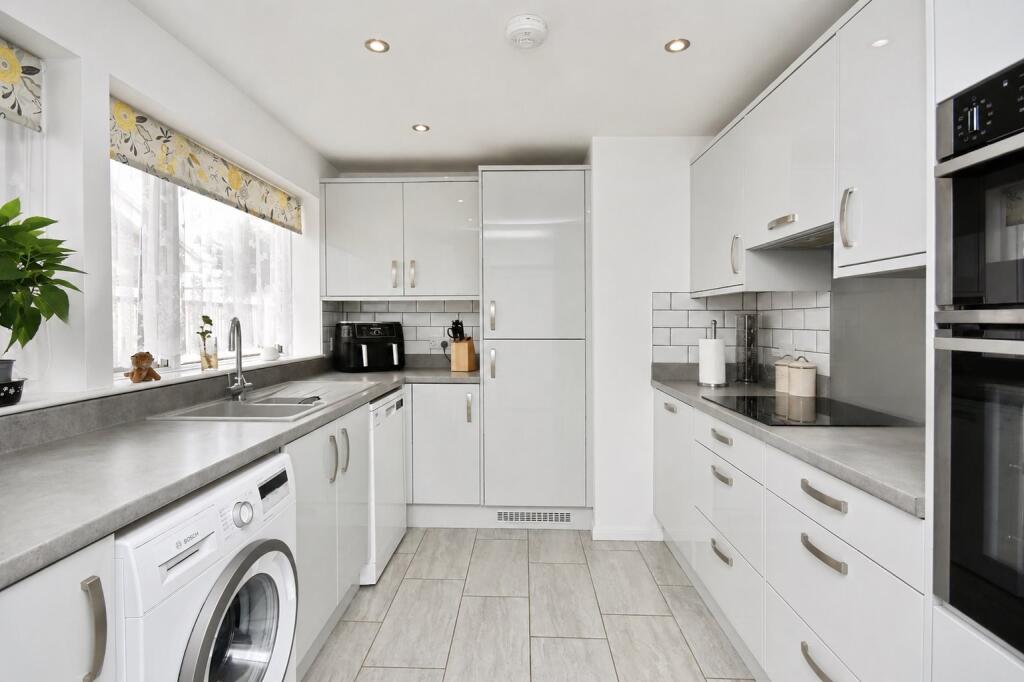 House in Thanet, Broadstairs and St Peters - View 2