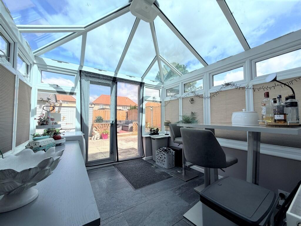Thackeray Road, Ipswich, Suffolk photo 4