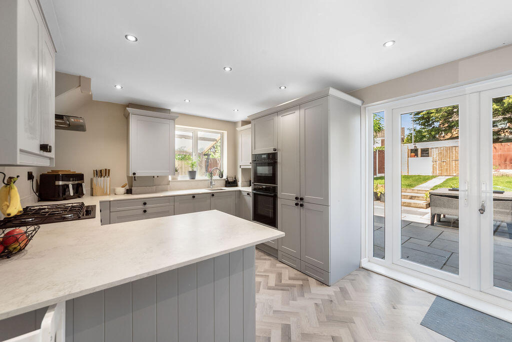 House in Redditch, Winyates - View 2