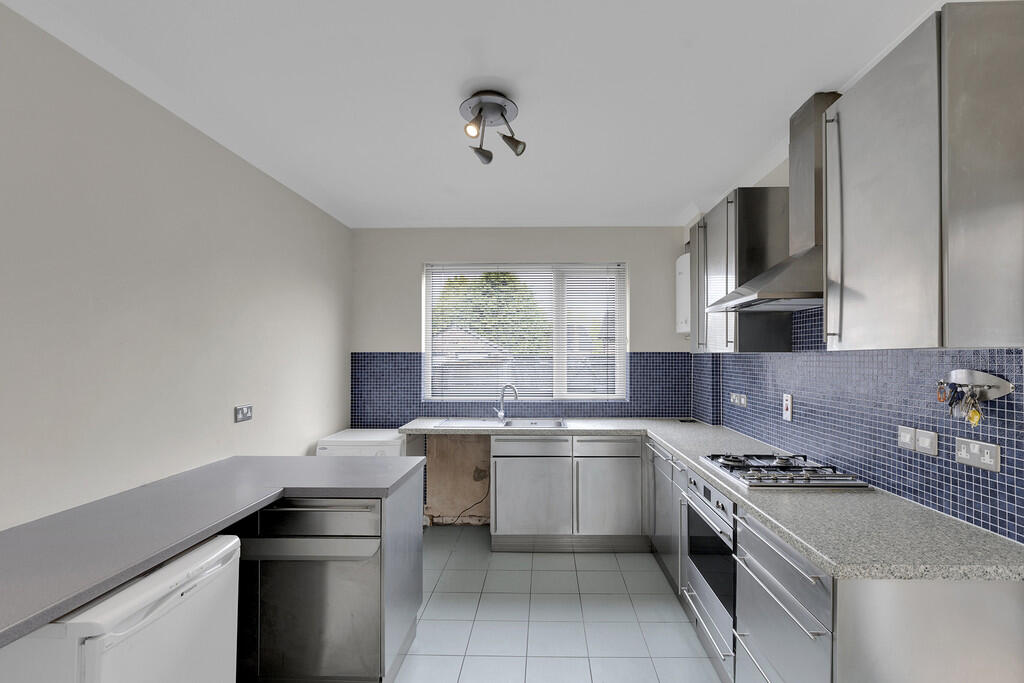 Chester Road, Hartford, Northwich photo 2