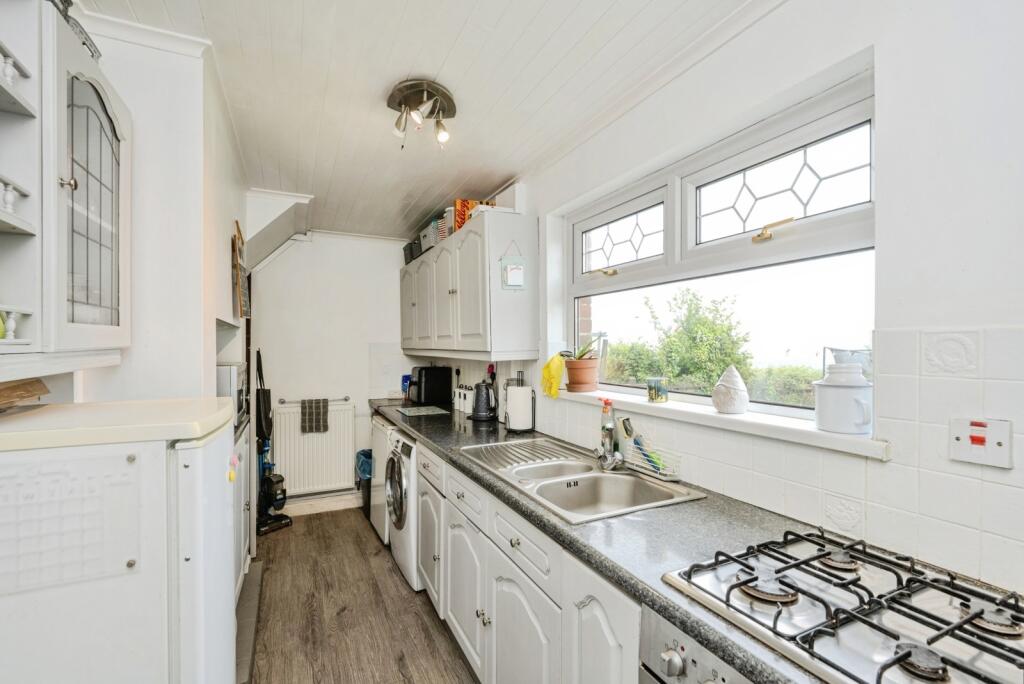 House in Y Tymbl / Tumble, Llannon - View 4