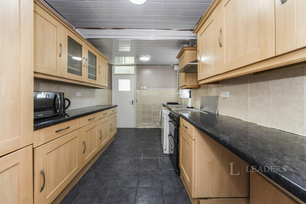 Maidenhall Road, Luton, Bedfordshire, LU4 - More