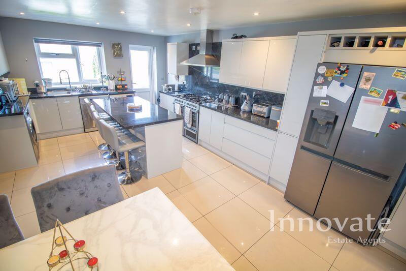 Pevensey Close, Oldbury photo 2