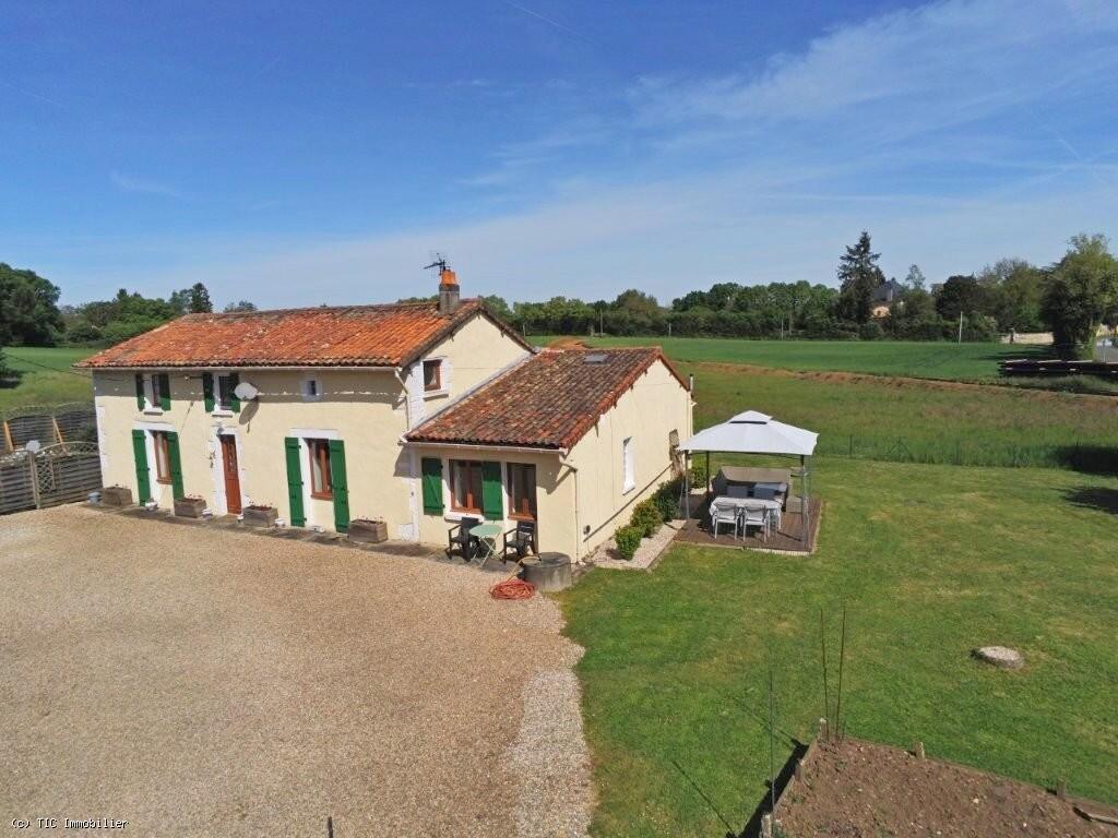Main image of property: Sauze-Vaussais, Poitou-Charentes, 79190, France