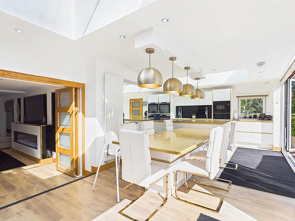 House in Tidmarsh, West Berkshire - View 2
