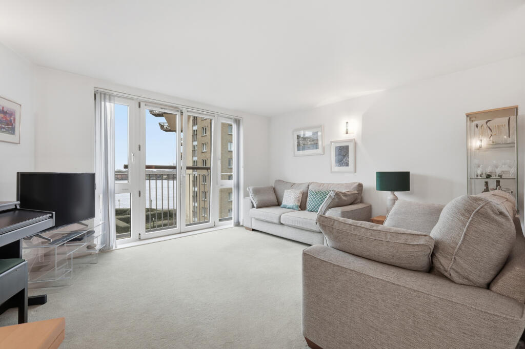 Main image of property: Jefferson Building, Canary Wharf, E14