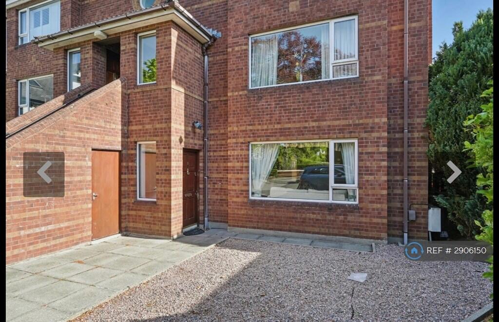 Main image of property: Osborne Park, Belfast, BT9