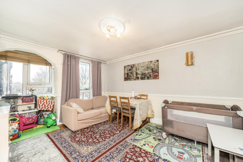 Brion Place, Zetland Street, Poplar, London, E14 photo 2