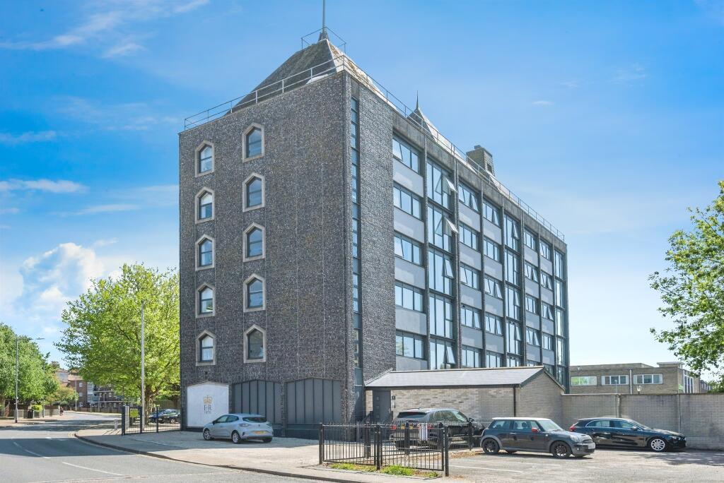Main image of property: Yarmouth Way, Great Yarmouth