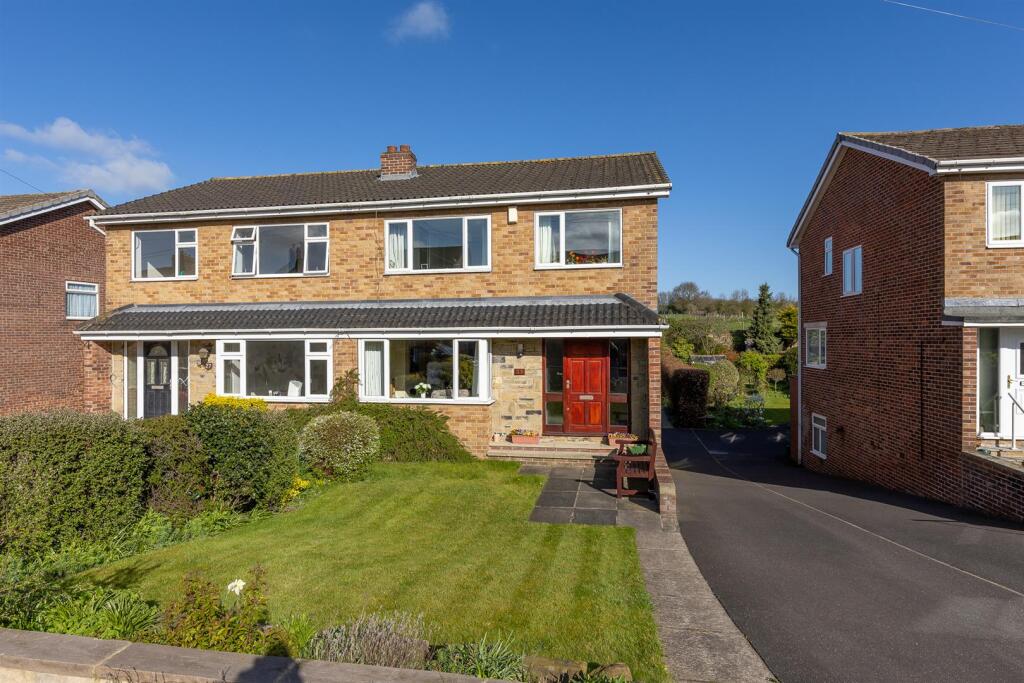 Main image of property: Quarryfields, Mirfield