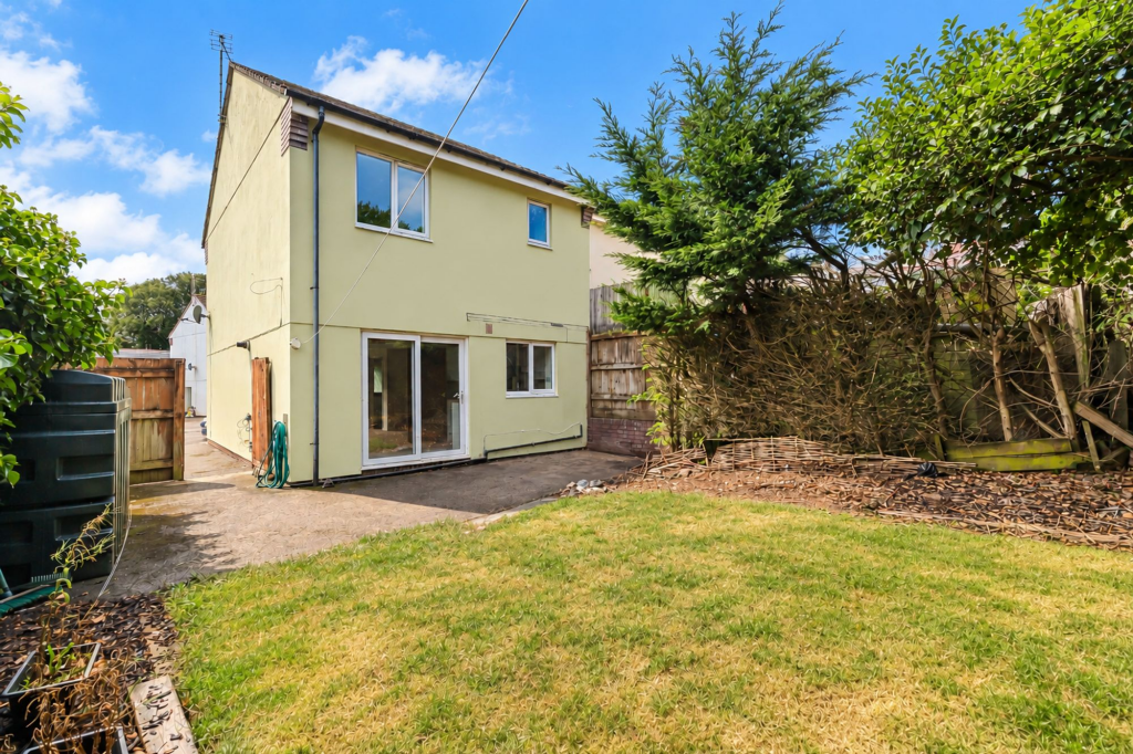 House in Ladock, Grampound Road - More