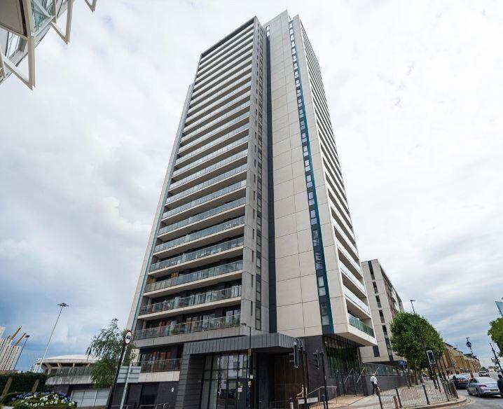 Main image of property: 1 Yabsley Street, London, E14 9BH