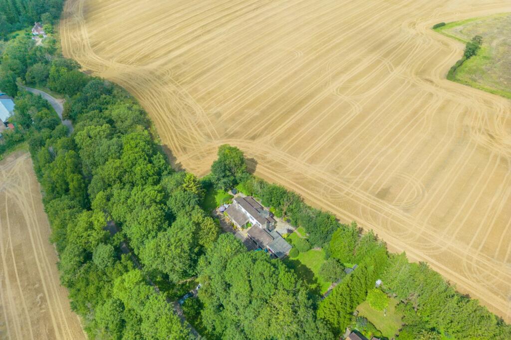4-bed detached on Hawstead, Suffolk, £650,000