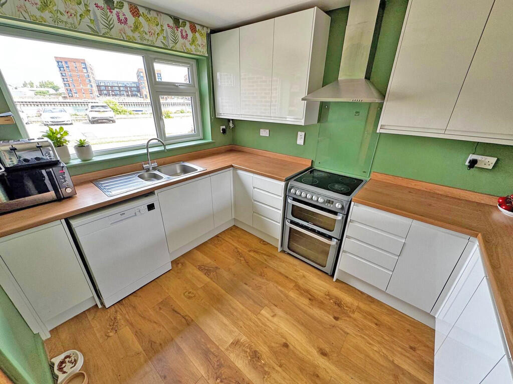Harbour Way, Shoreham-by-Sea - More