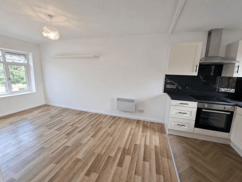 Apartment in Coventry, Clifford Park - View 4