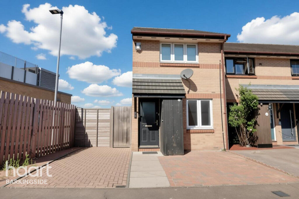 2-bed terraced on Torbitt Way, Newbury Park, £425,000
