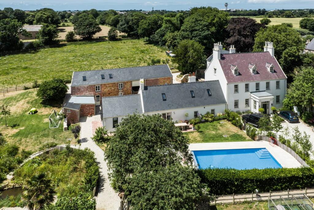Main image of property: La Route Du Francfief, St Brelade