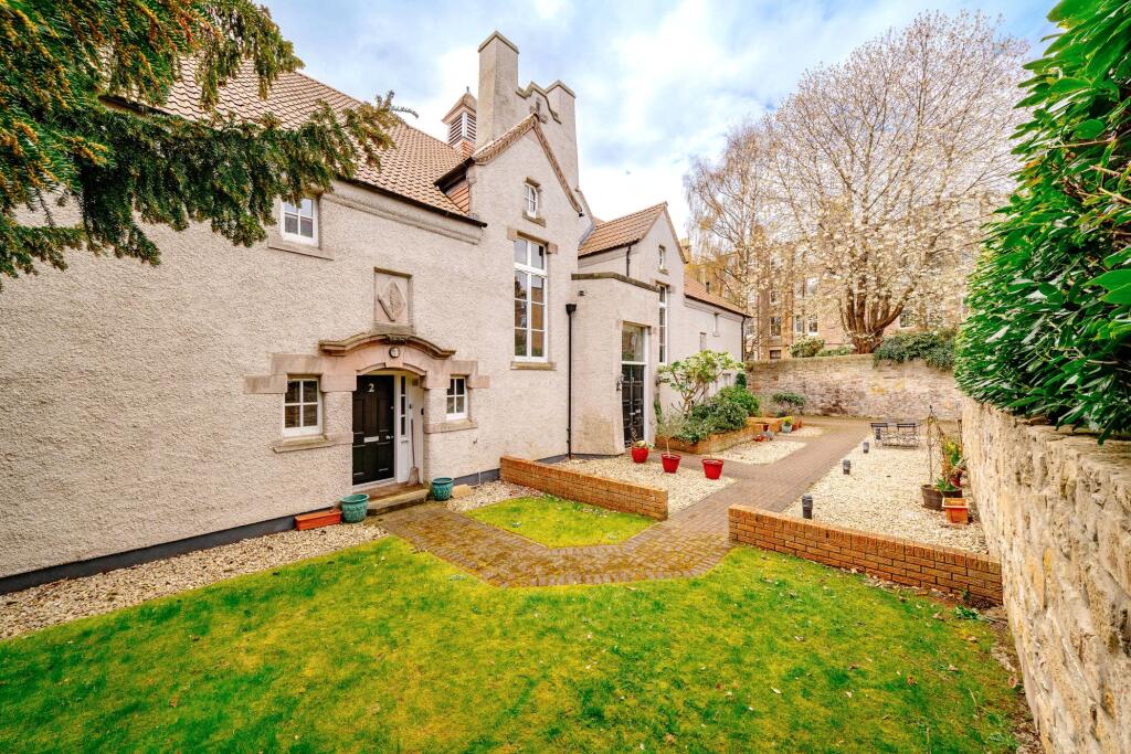 Apartment in Edinburgh, Church Hill, Morningside - View 3