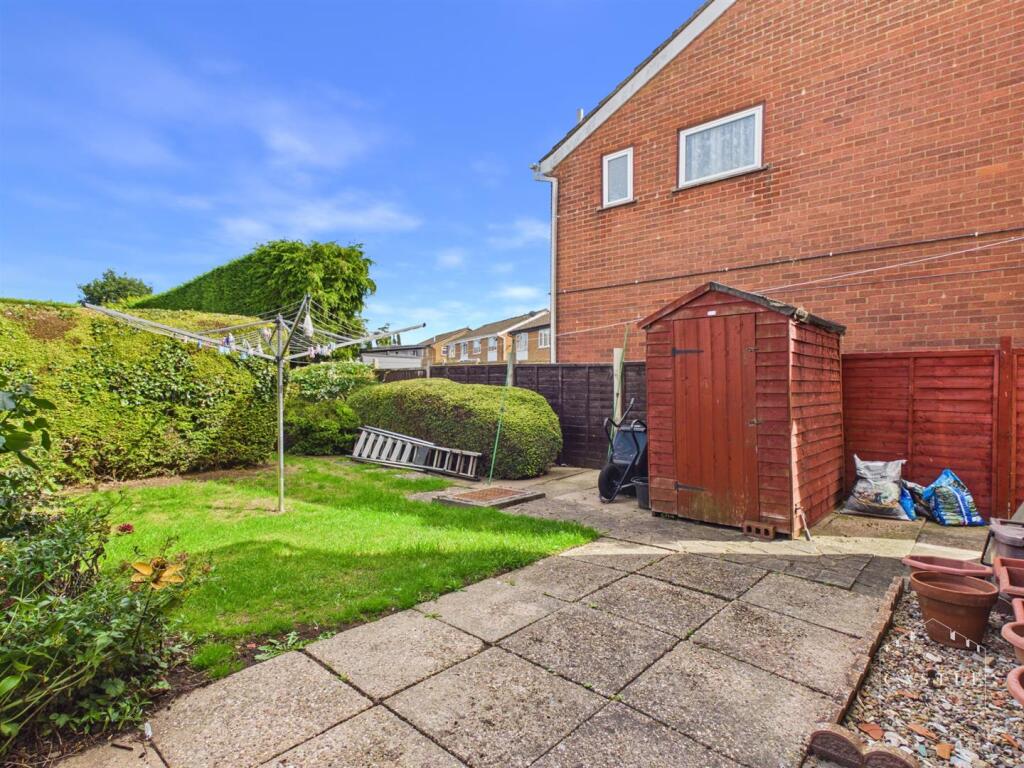 House in Hinckley and Bosworth, Barwell - View 2