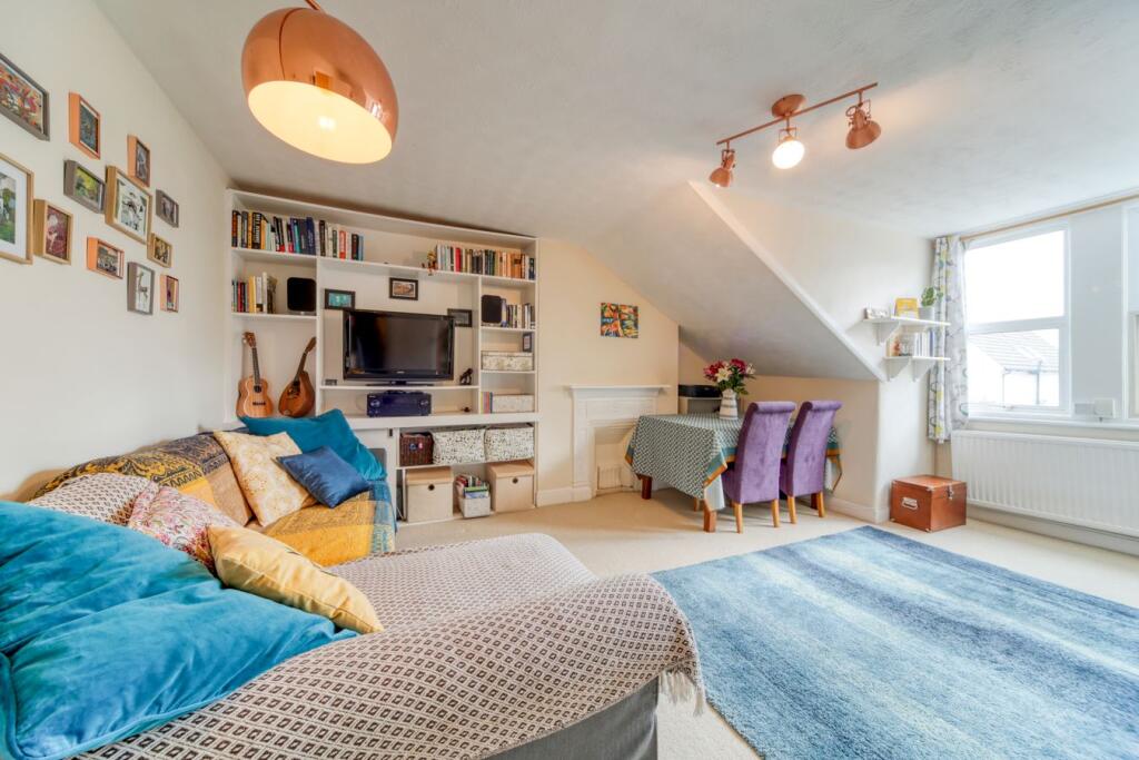 Main image of property: Woodstock Road, Croydon, CR0