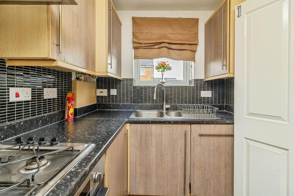 House in Milton Keynes - View 5