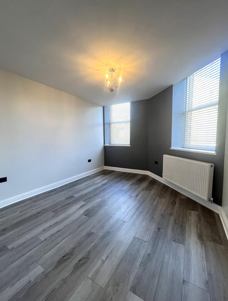 Apartment in Halifax - View 5