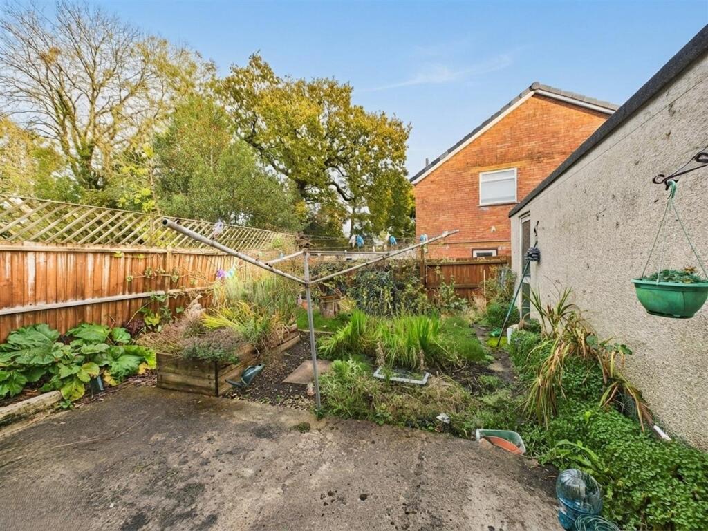 House in Cardiff - More