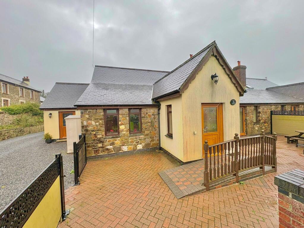 Main image of property: Rowan Cottage, Morfa Bach Farm, Kidwelly