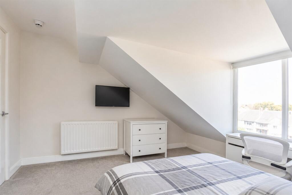 5 bedroom house for rent