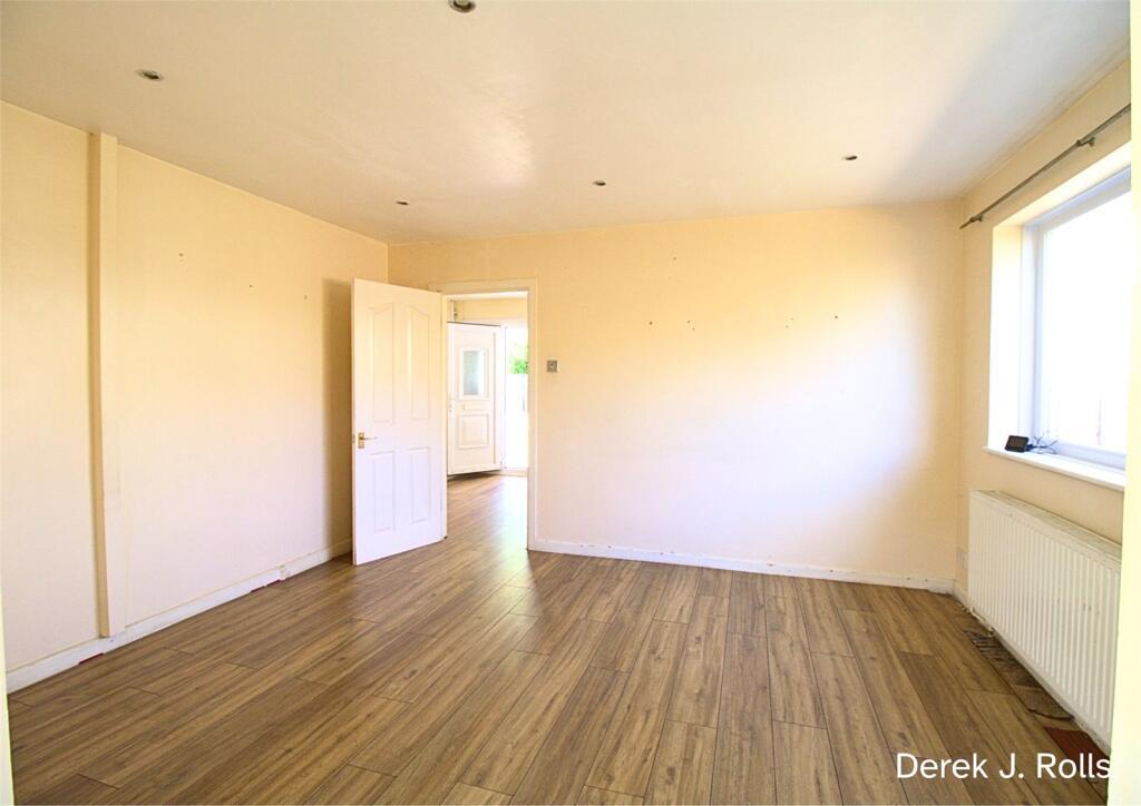 Camden Close, Bournemouth, Dorset, BH9 photo 4