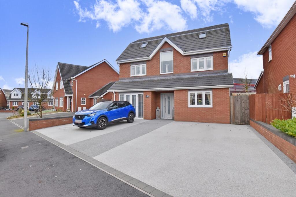 Main image of property: Clos Trehelyg, Ebbw Vale, NP23